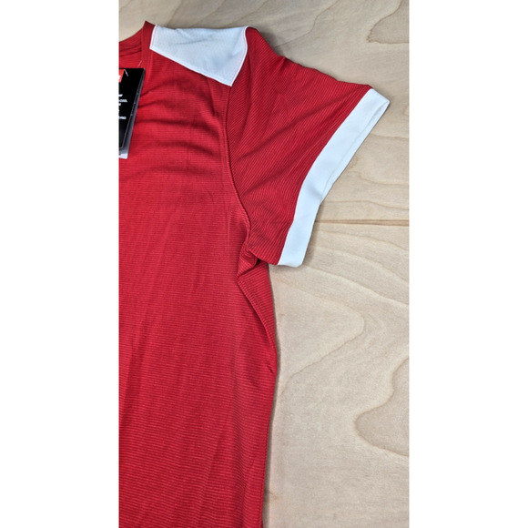 Under Armour Womens Soccer Jersey XL Red Threadborne Match Heat Gear Fitted V - Picture 8 of 11